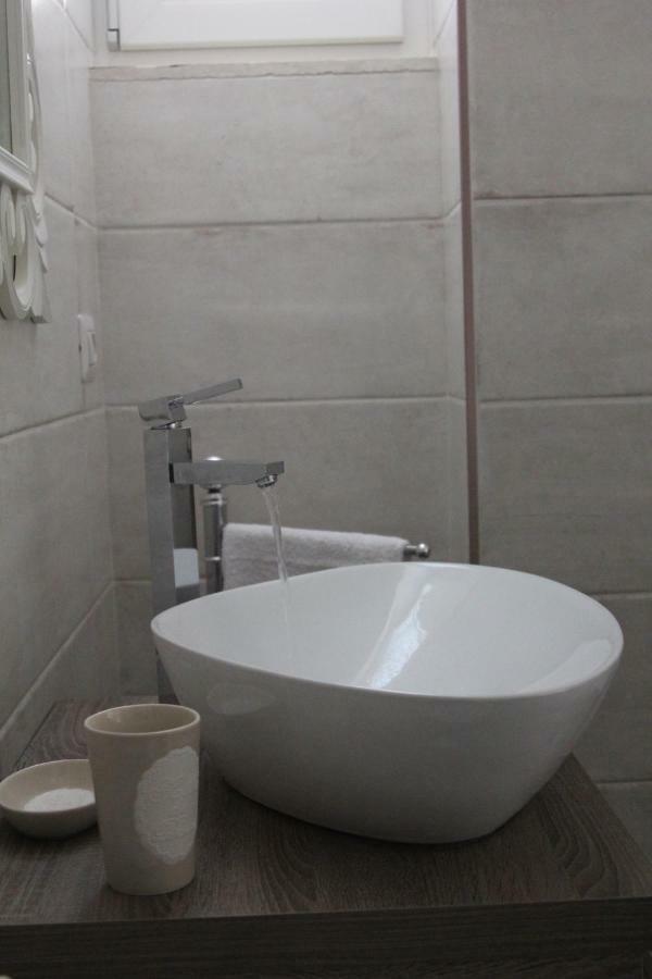 Apartament Dimora Della Castellana Lecce Zewnętrze zdjęcie